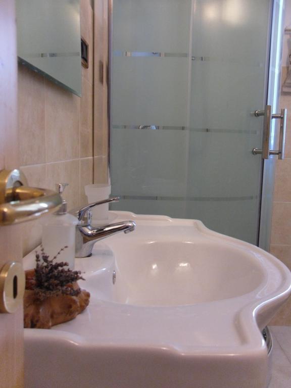 B&B Fragus E Saboris De Sardigna Sadali Номер фото