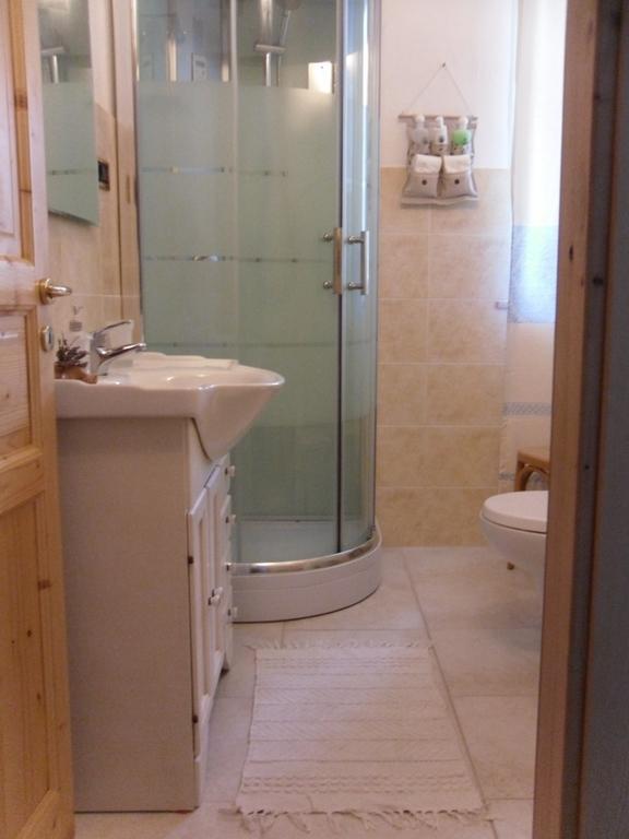 B&B Fragus E Saboris De Sardigna Sadali Номер фото